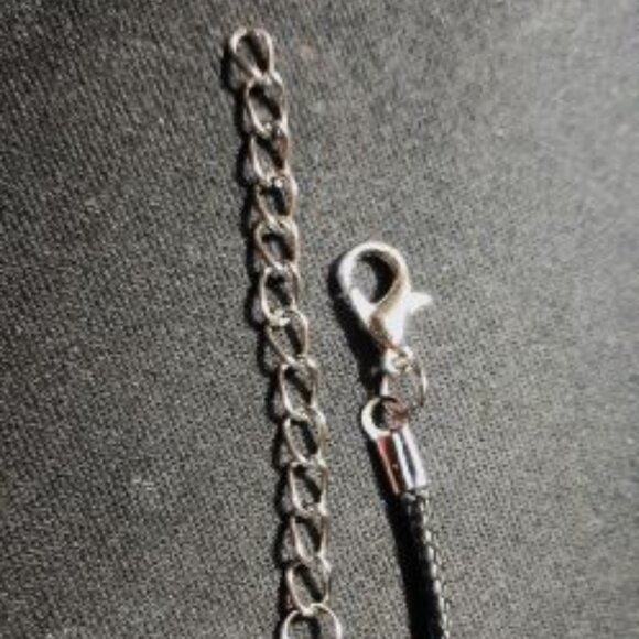 NEW! Stainless Steel Black Wolf Tooth Adjustable Necklace!! FATHER'S DAY GIFT!! - Picture 4 of 4